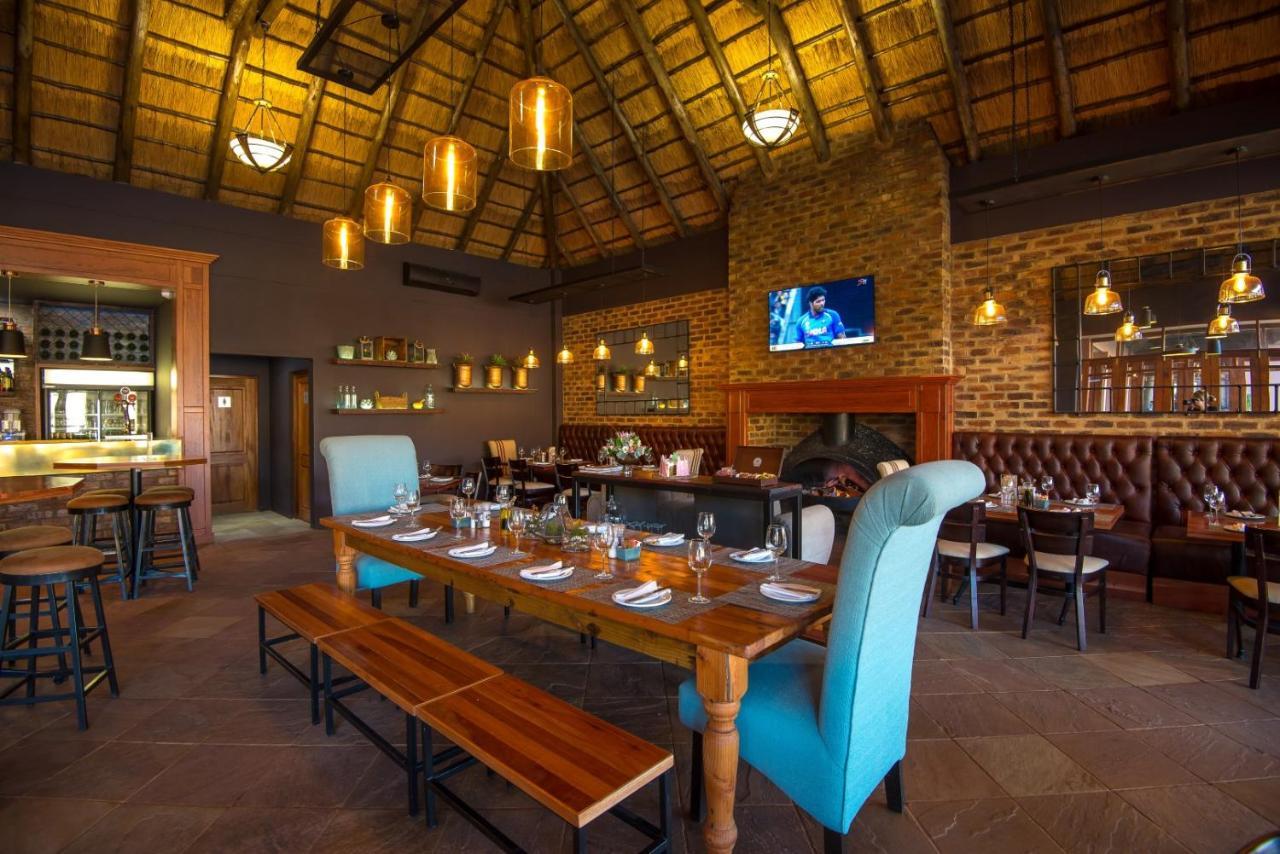 Kloofzicht Lodge & Spa Krugersdorp Exterior photo The interior of the restaurant