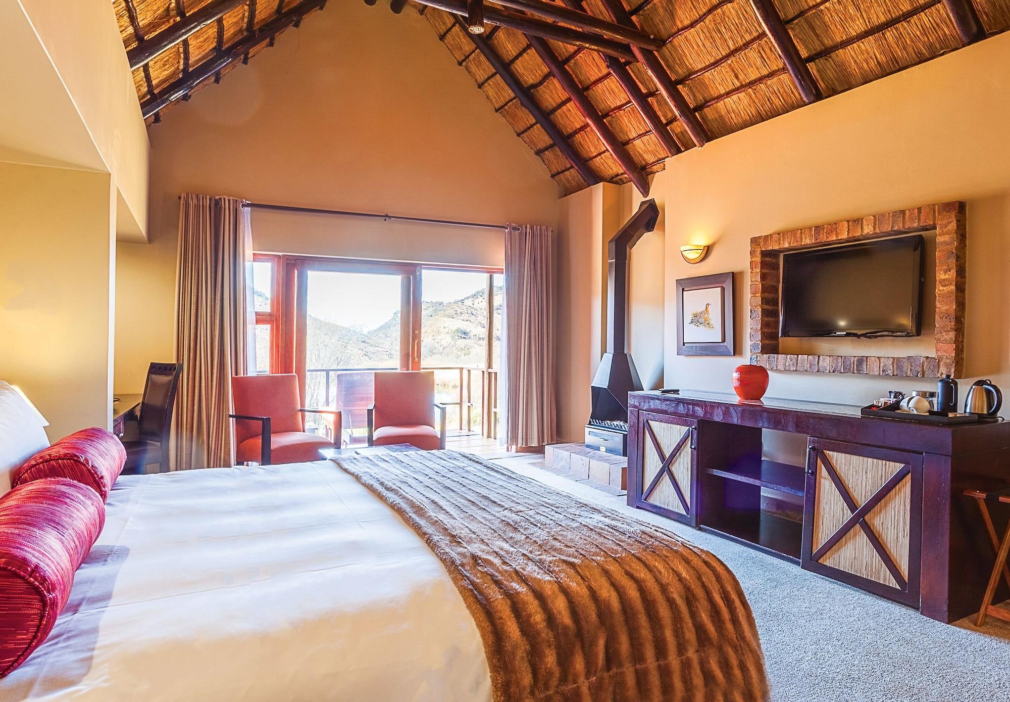 Kloofzicht Lodge & Spa Krugersdorp Exterior photo Executive Suite